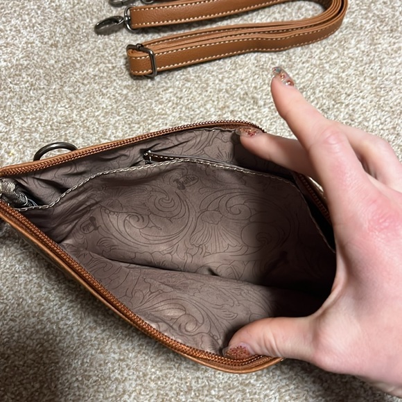 Justin Boots Clutch - Picture 3 of 4